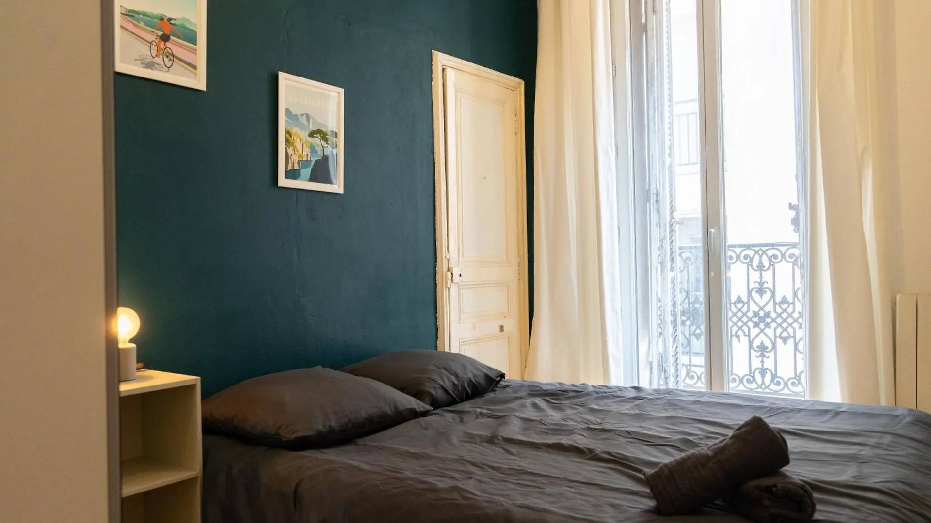 Julien - Gare St Charles - Cours Julien Apartment Marseille